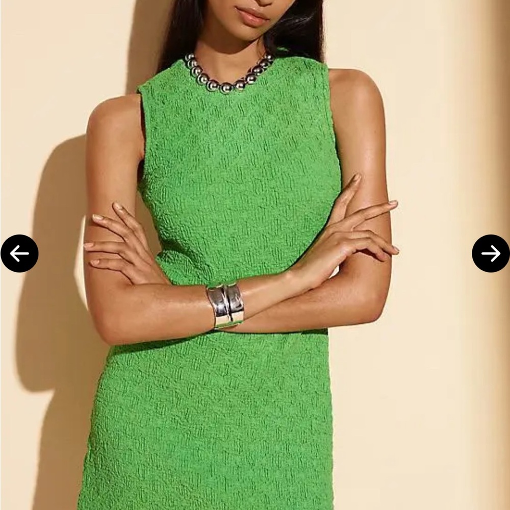 Elegant Green Sleeveless Dress